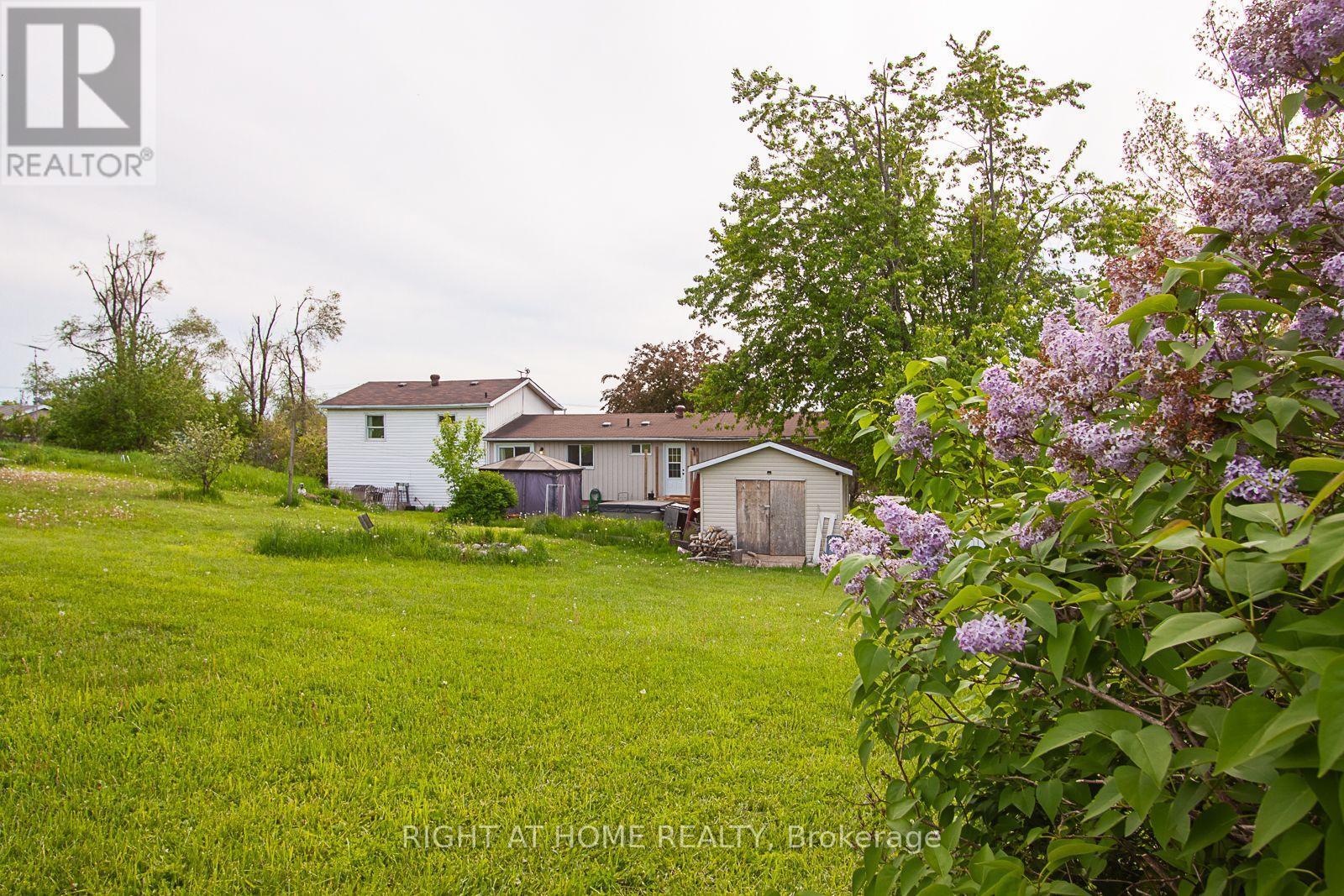 692 Emily Park Road, Kawartha Lakes (Emily), Ontario  K0L 2W0 - Photo 9 - X12187111