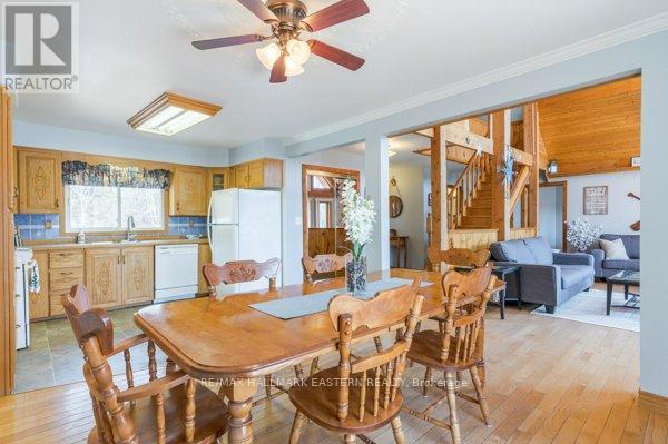 152a Paradise Landing Road, Hastings Highlands (Herschel Ward), Ontario  K0L 2S0 - Photo 7 - X12188091