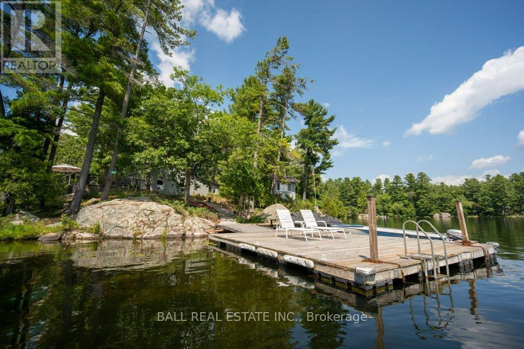 132 Island 23b, Selwyn, Ontario  K0L 2H0 - Photo 2 - X12188250