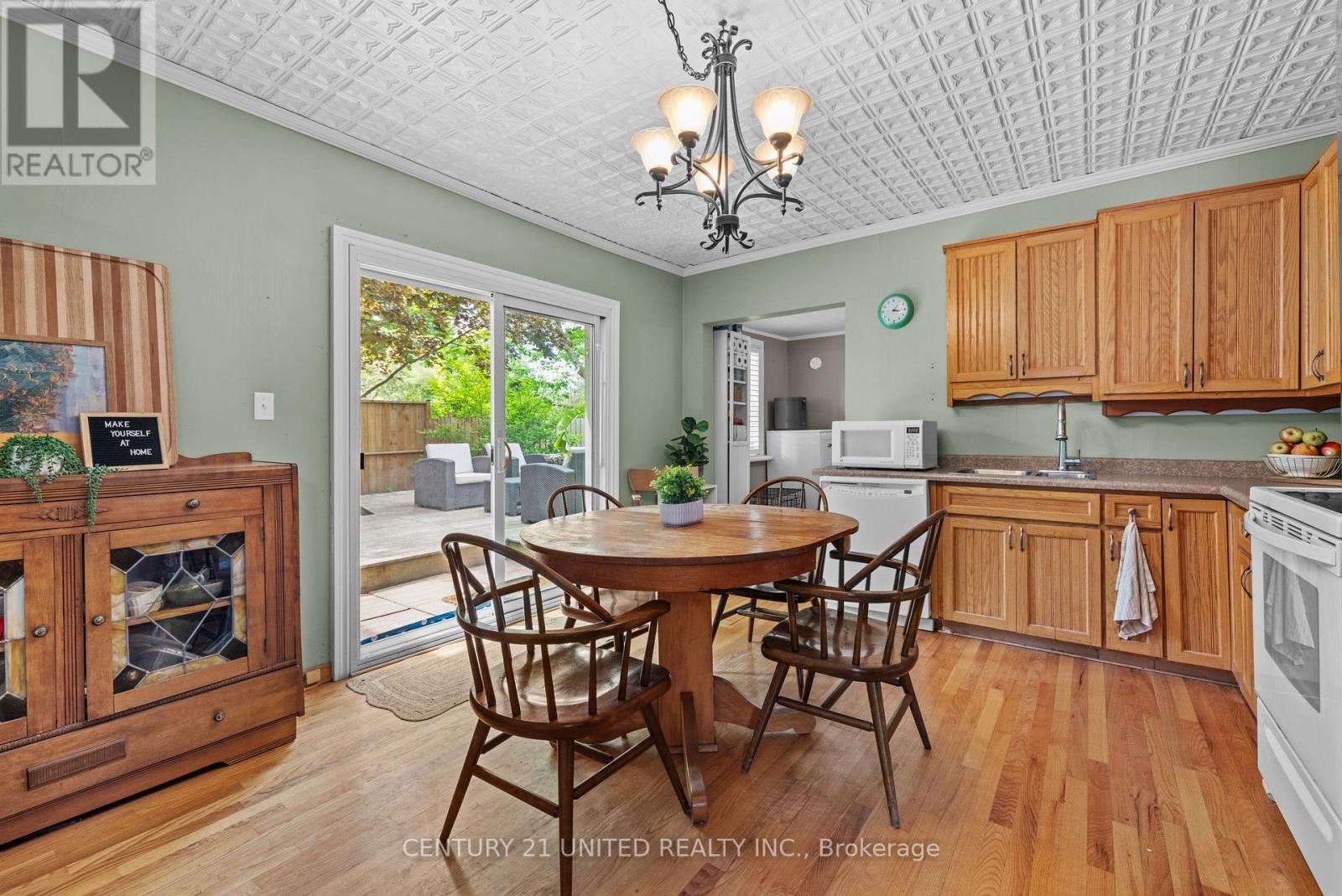 172 Queen Street, Selwyn, Ontario  K0L 2H0 - Photo 12 - X12188347