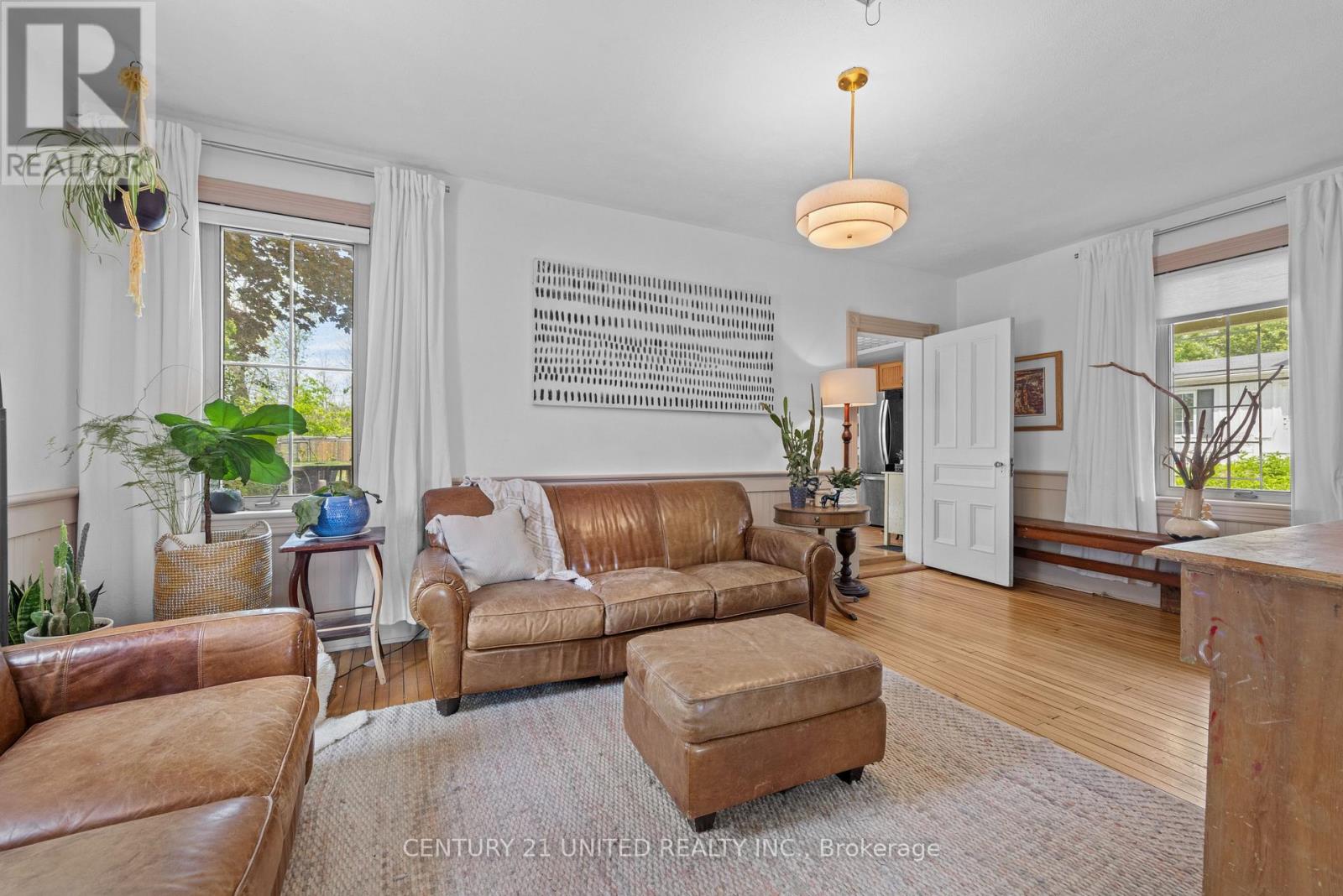 172 Queen Street, Selwyn, Ontario  K0L 2H0 - Photo 7 - X12188347