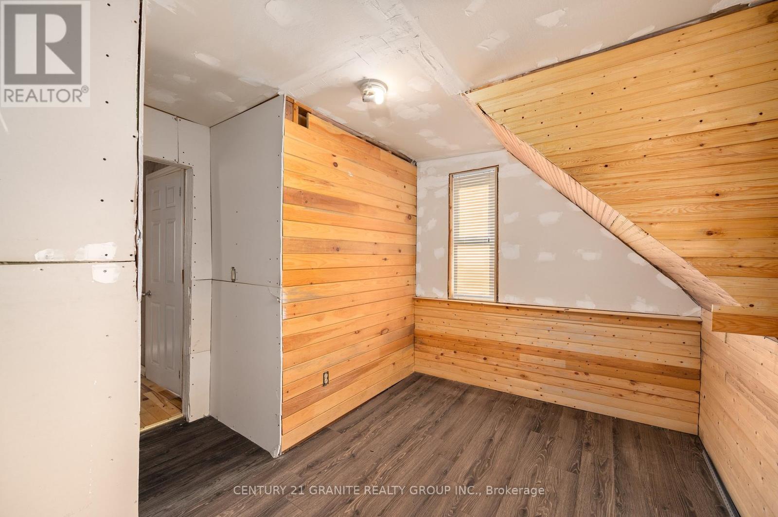 9 Monck Street, Bancroft (Bancroft Ward), Ontario  K0L 1C0 - Photo 18 - X12188592