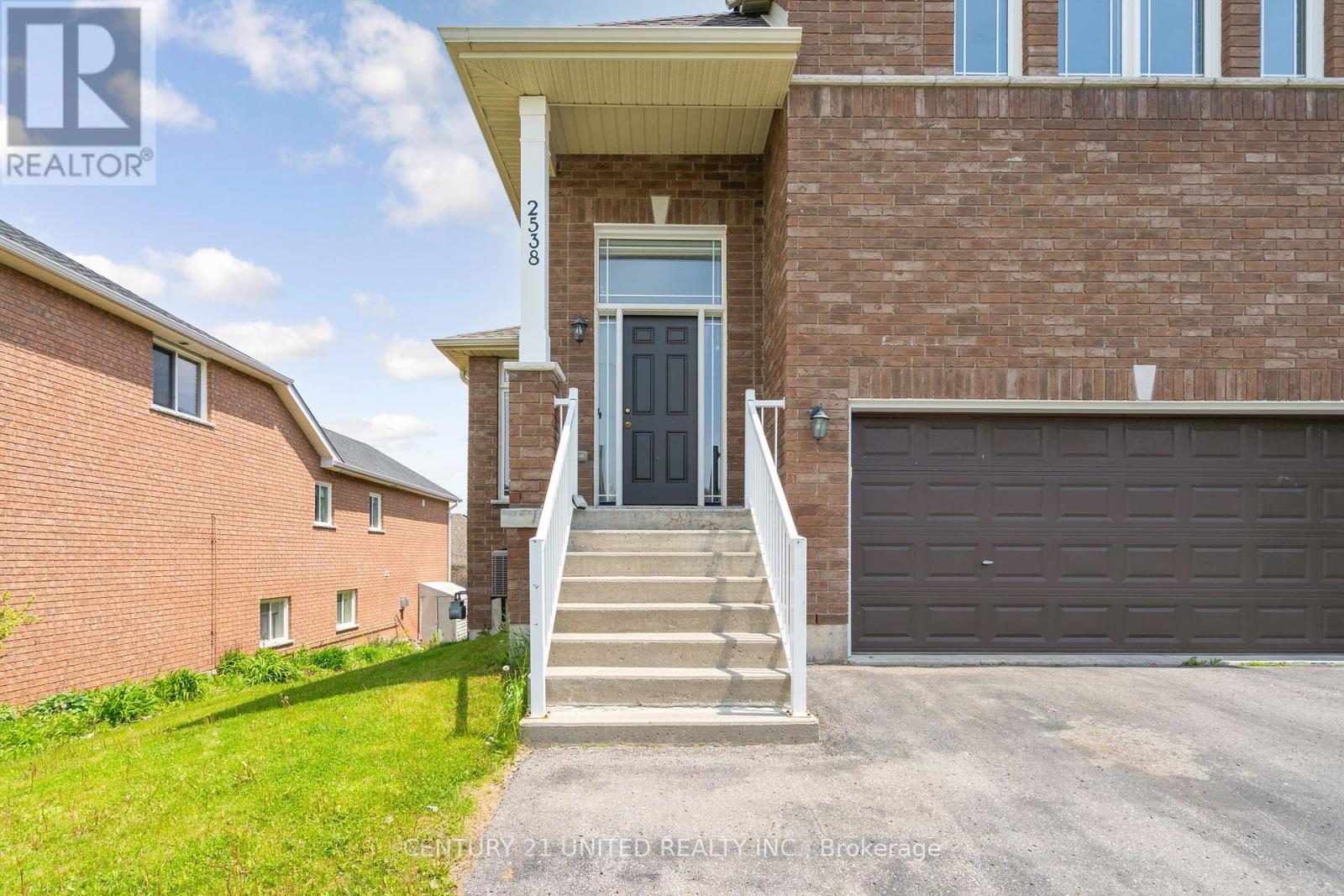 2538 Denure Drive, Peterborough West (North), Ontario  K9K 2T1 - Photo 3 - X12188627