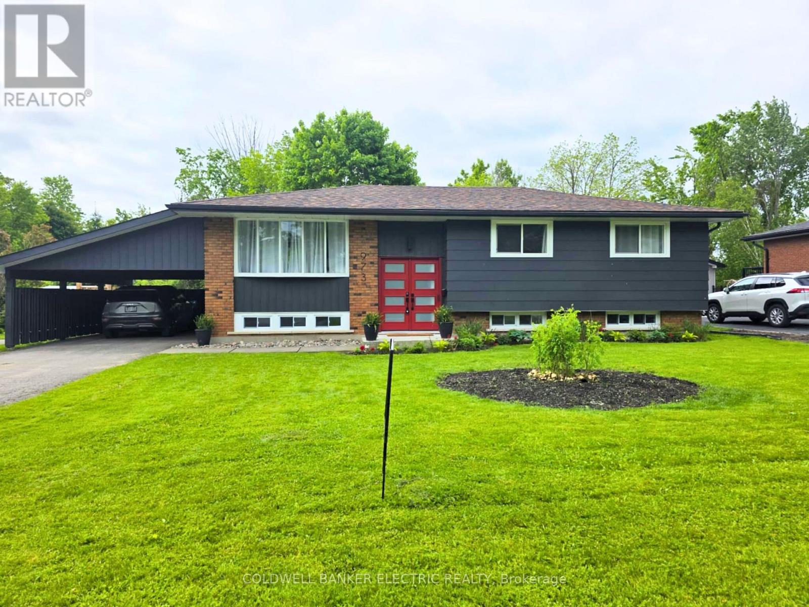 973 Afton Road, Peterborough West (Central), Ontario  K9J 7K3 - Photo 3 - X12188692