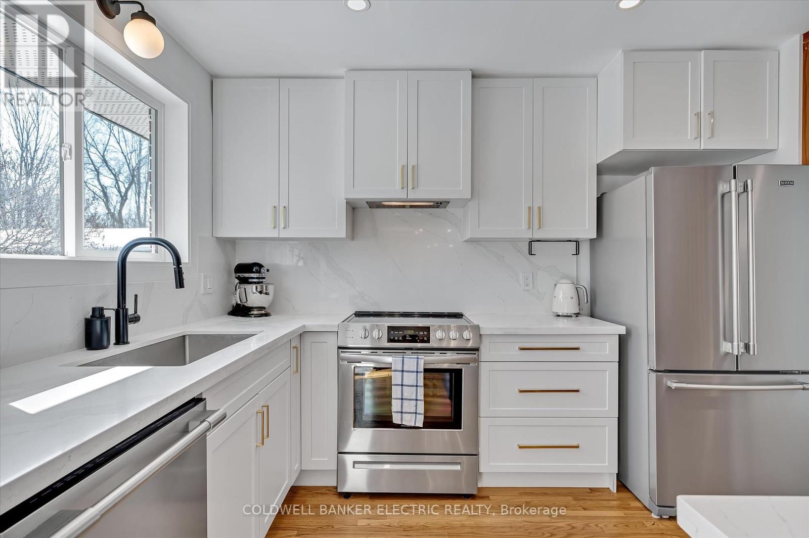 973 Afton Road, Peterborough West (Central), Ontario  K9J 7K3 - Photo 4 - X12188692