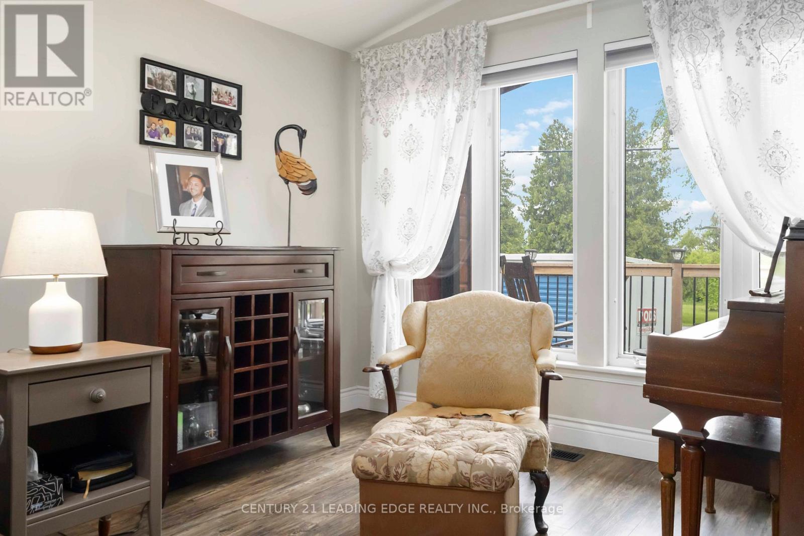164 Snug Harbour Road, Kawartha Lakes (Lindsay), Ontario  K9V 4R6 - Photo 14 - X12188476