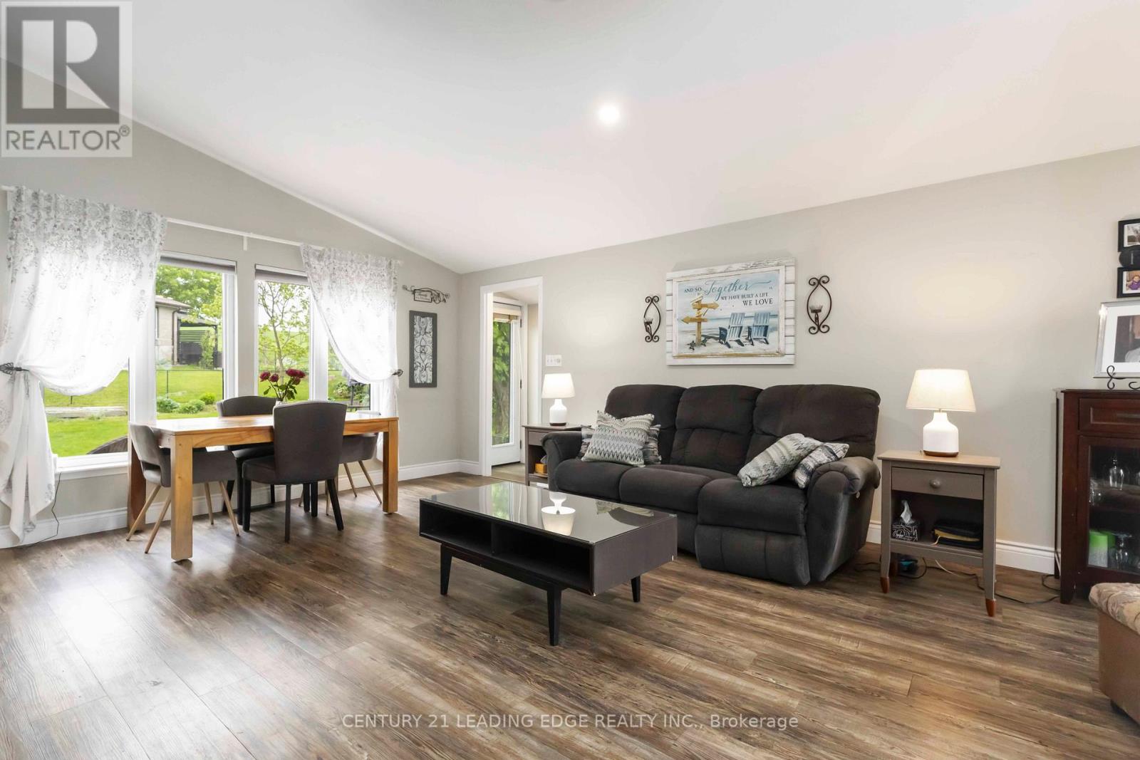 164 Snug Harbour Road, Kawartha Lakes (Lindsay), Ontario  K9V 4R6 - Photo 7 - X12188476
