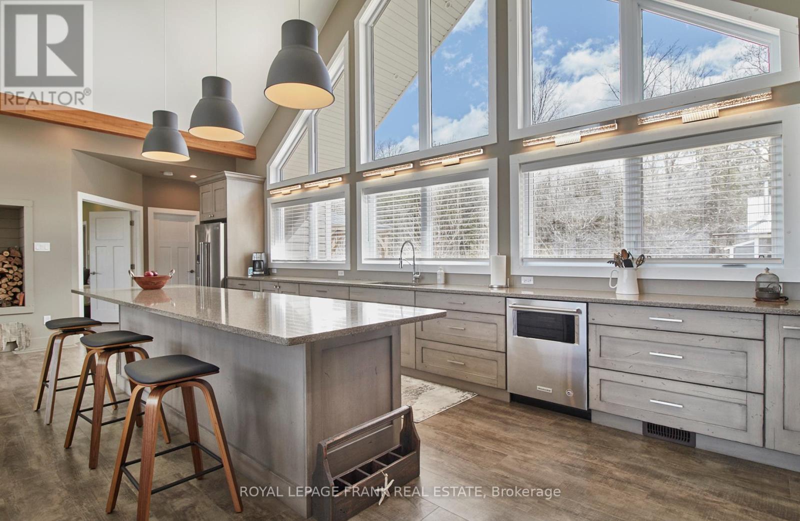 2269 Mccracken's Landing Road, Douro-Dummer, Ontario  K0L 2H0 - Photo 11 - X12188889