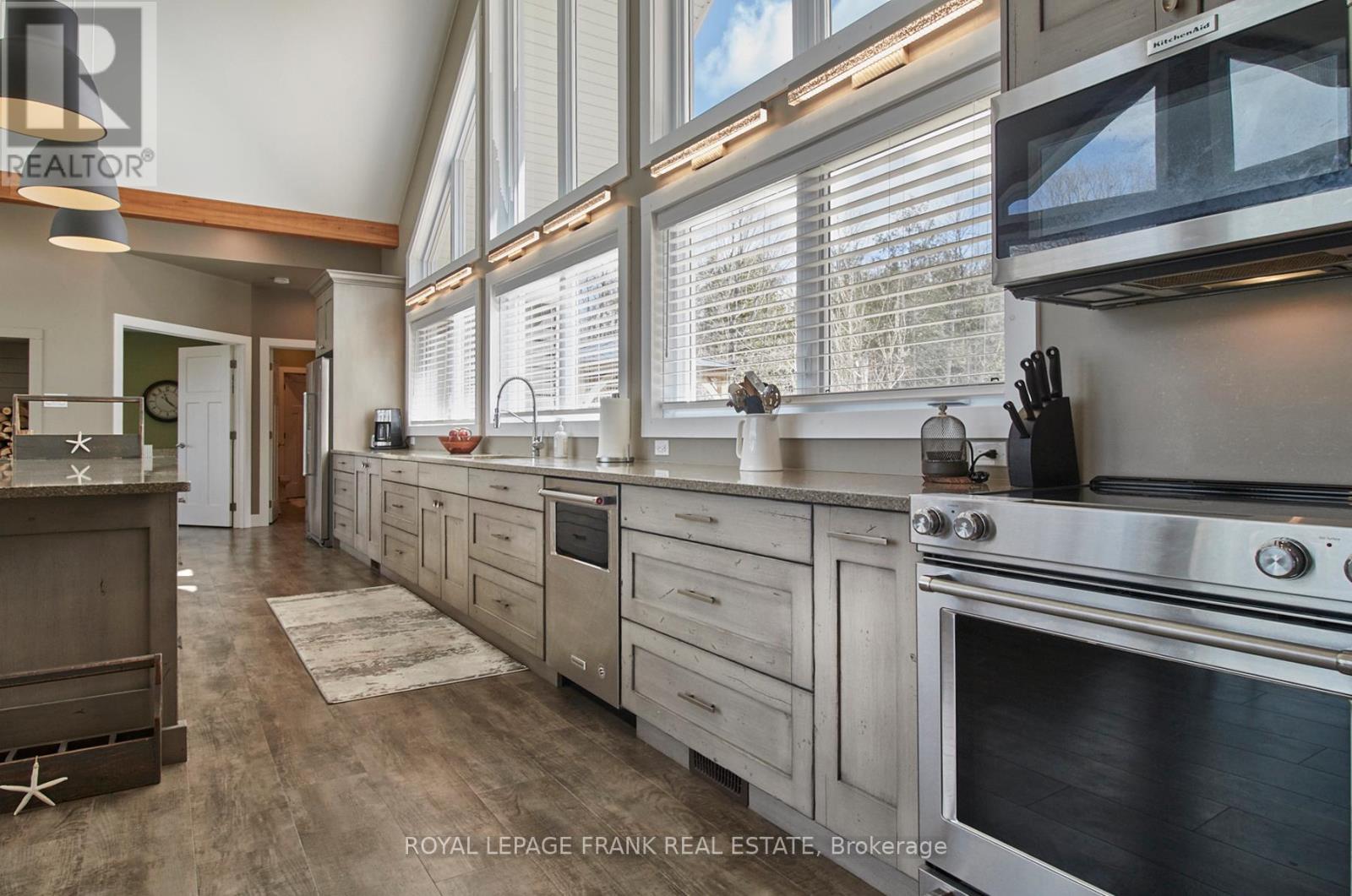 2269 Mccracken's Landing Road, Douro-Dummer, Ontario  K0L 2H0 - Photo 12 - X12188889