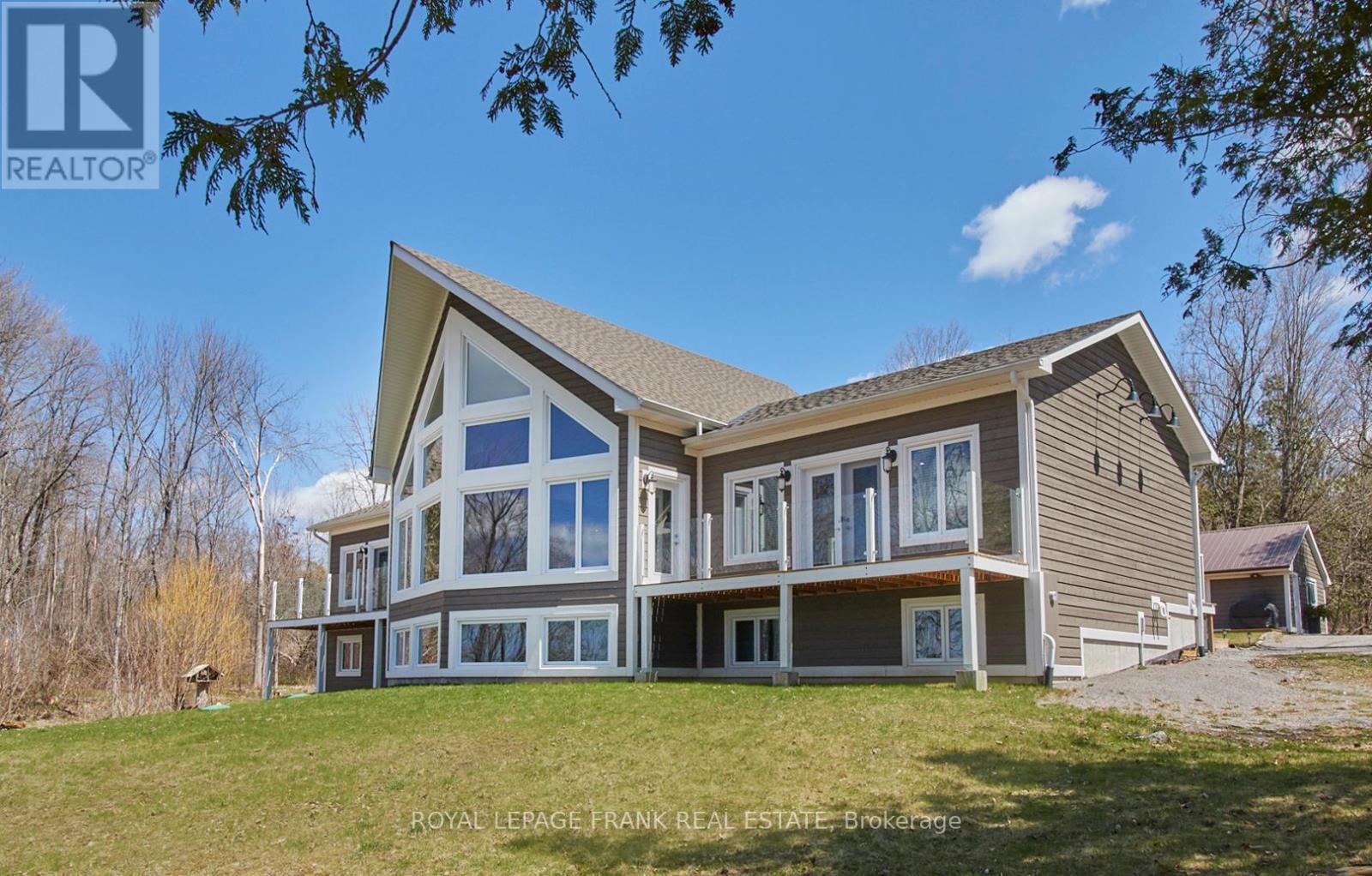 2269 Mccracken's Landing Road, Douro-Dummer, Ontario  K0L 2H0 - Photo 3 - X12188889
