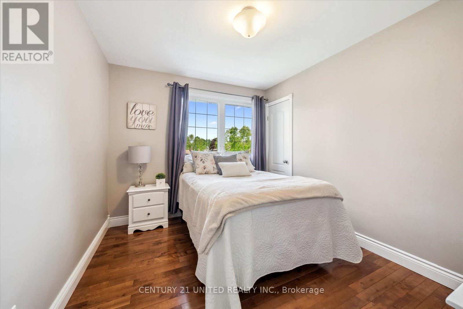 1345 Hetherington Drive, Peterborough North (University Heights), Ontario  K9L 1X5 - Photo 32 - X12189110