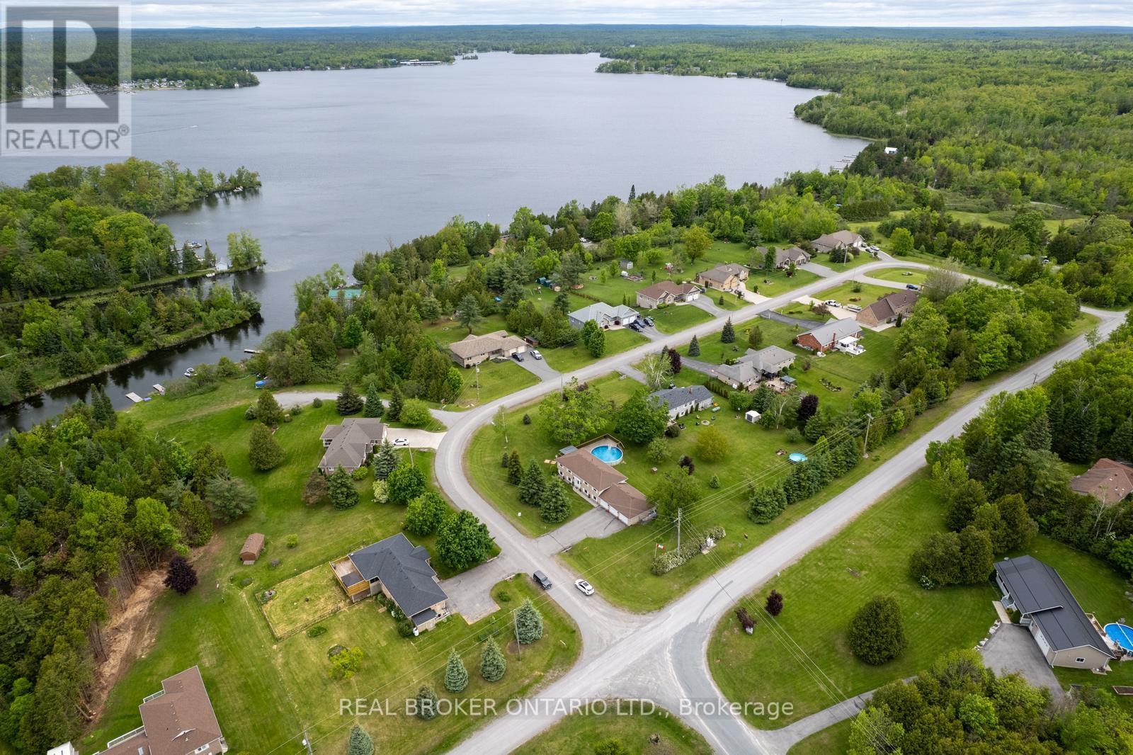 1743 Barton Drive, Selwyn, Ontario  K0L 2H0 - Photo 18 - X12189155