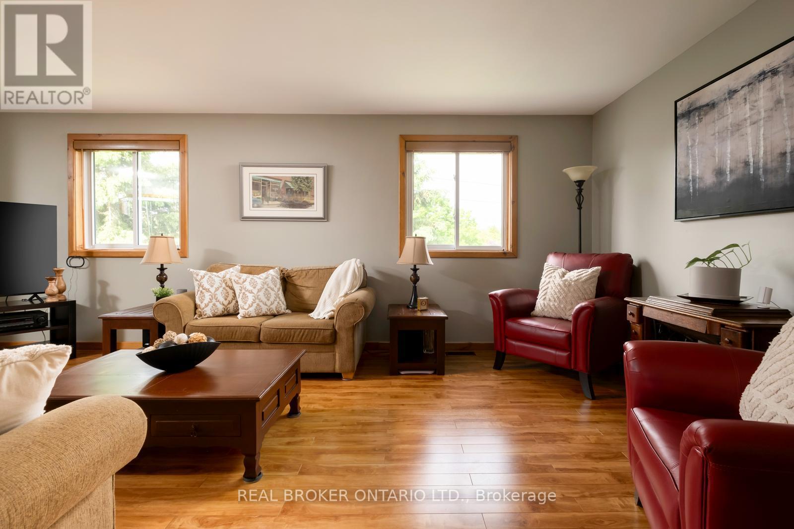 1743 Barton Drive, Selwyn, Ontario  K0L 2H0 - Photo 3 - X12189155