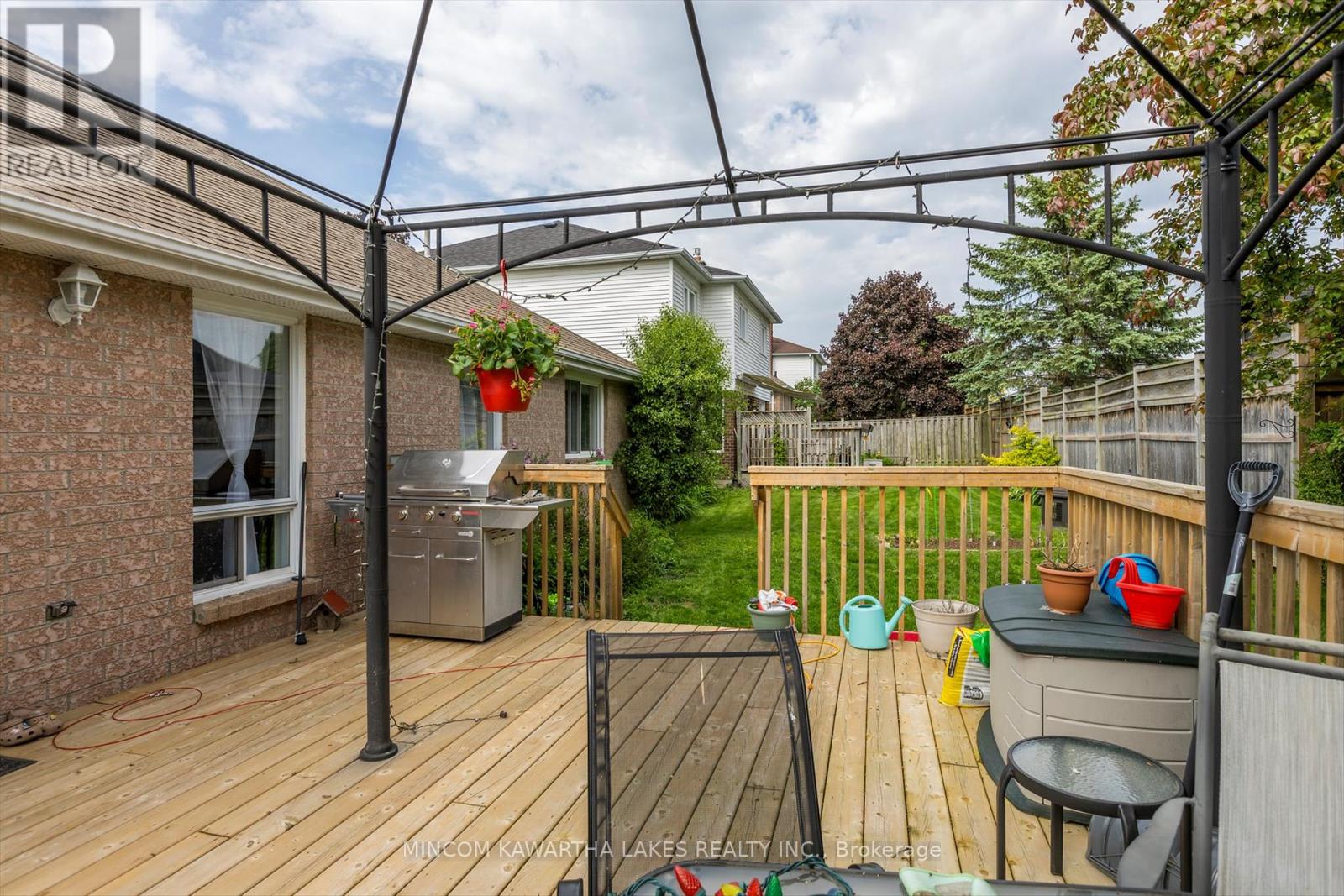 557 Westman Avenue, Peterborough West (South), Ontario  K9K 2E6 - Photo 36 - X12189719