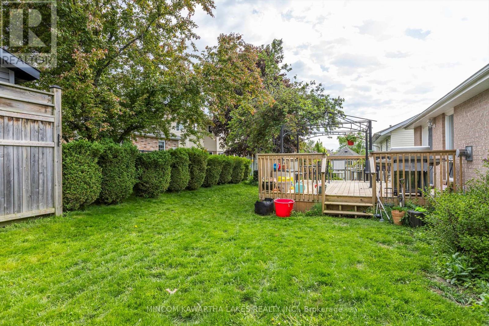 557 Westman Avenue, Peterborough West (South), Ontario  K9K 2E6 - Photo 38 - X12189719