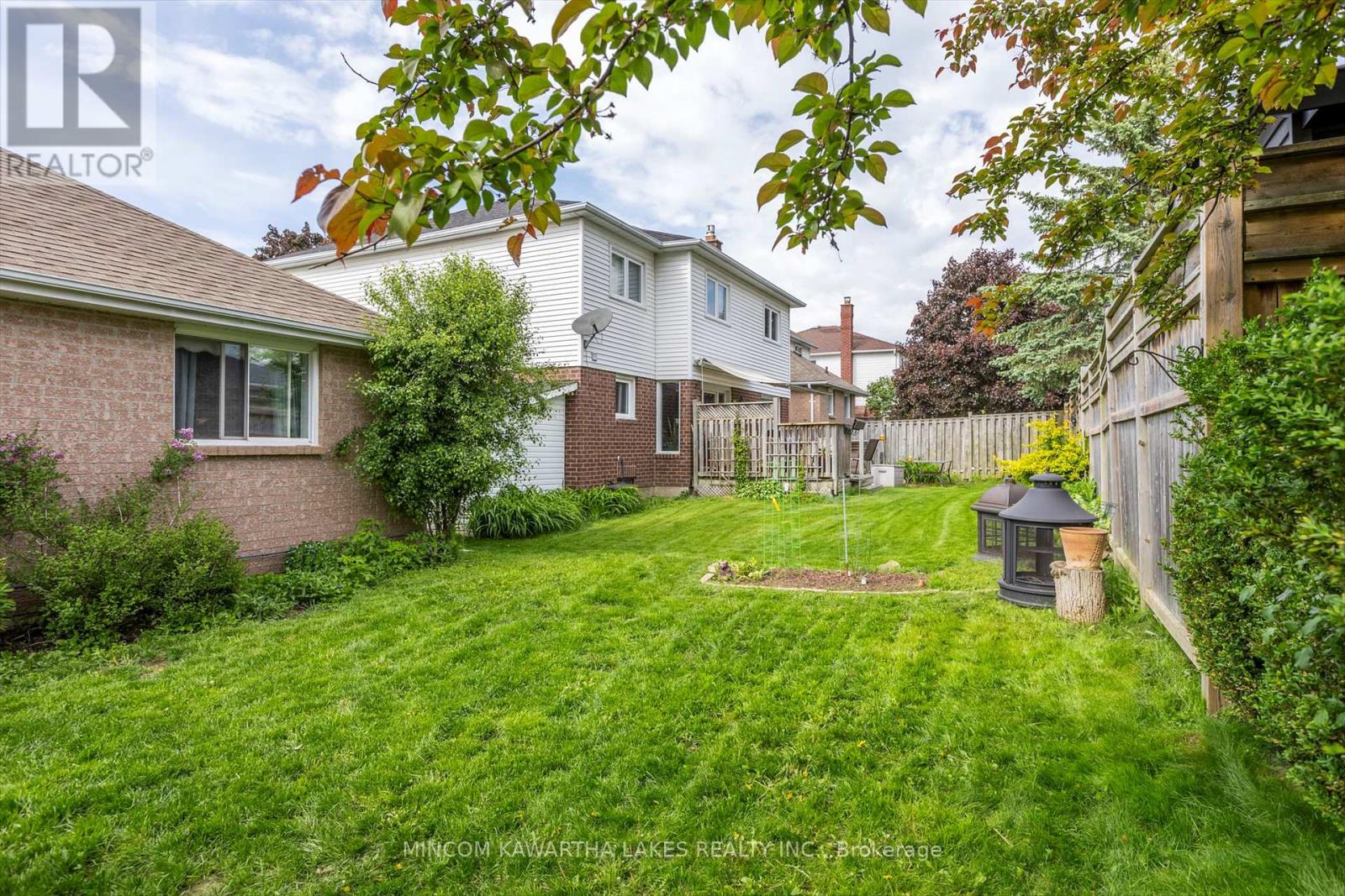 557 Westman Avenue, Peterborough West (South), Ontario  K9K 2E6 - Photo 40 - X12189719