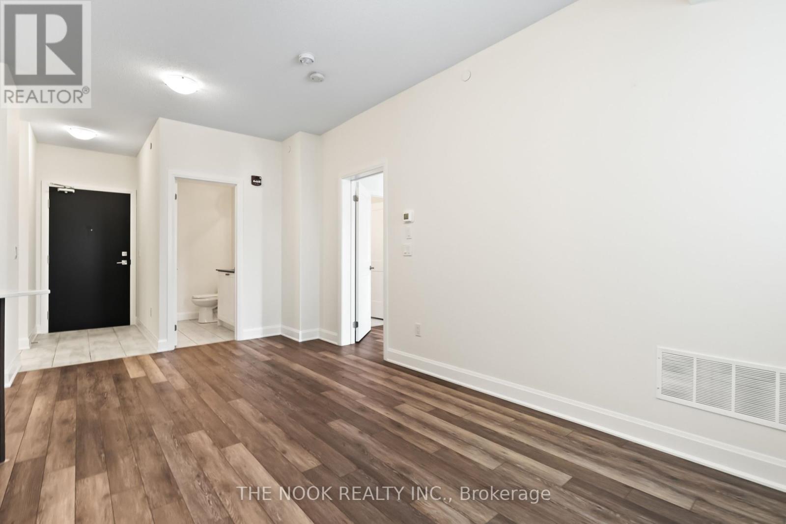301 - 50 Lakebreeze Drive, Clarington (Newcastle), Ontario  L1B 0V9 - Photo 14 - E12189830