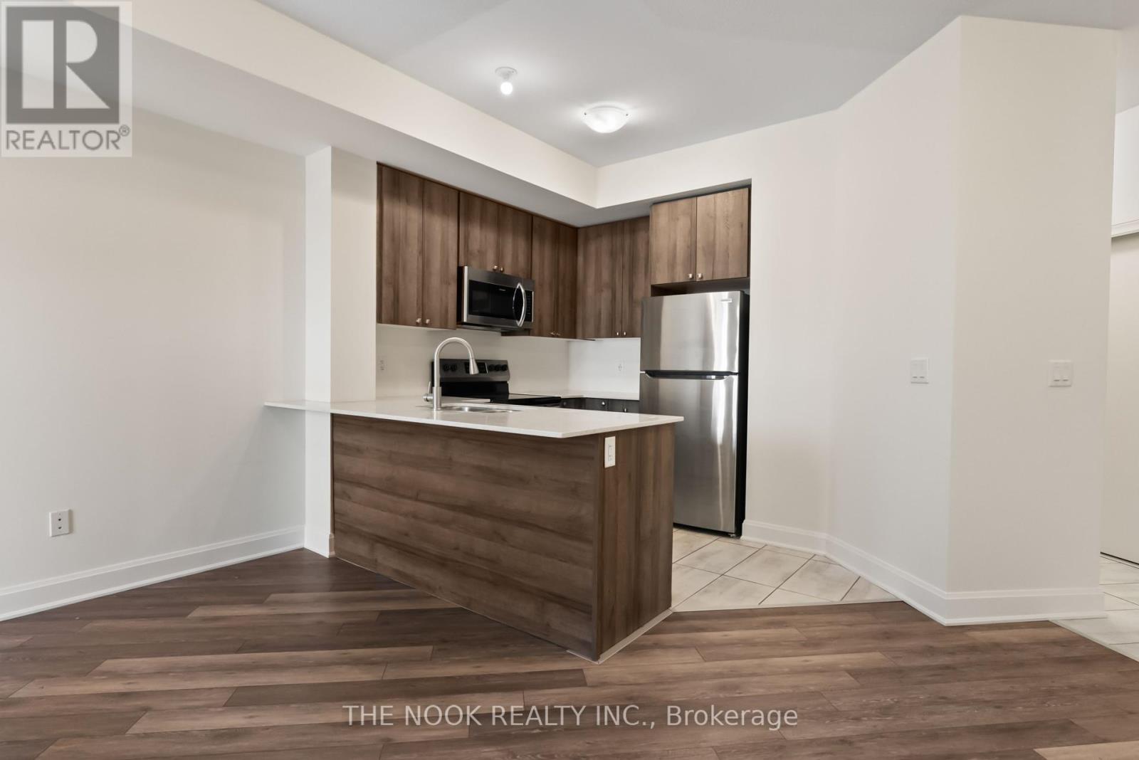 301 - 50 Lakebreeze Drive, Clarington (Newcastle), Ontario  L1B 0V9 - Photo 7 - E12189830
