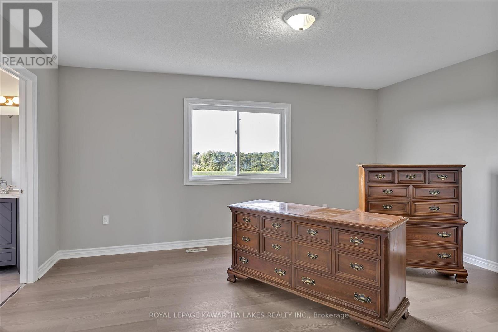 55 Truax Street, Kawartha Lakes (Lindsay), Ontario  K9V 0E3 - Photo 22 - X12189900