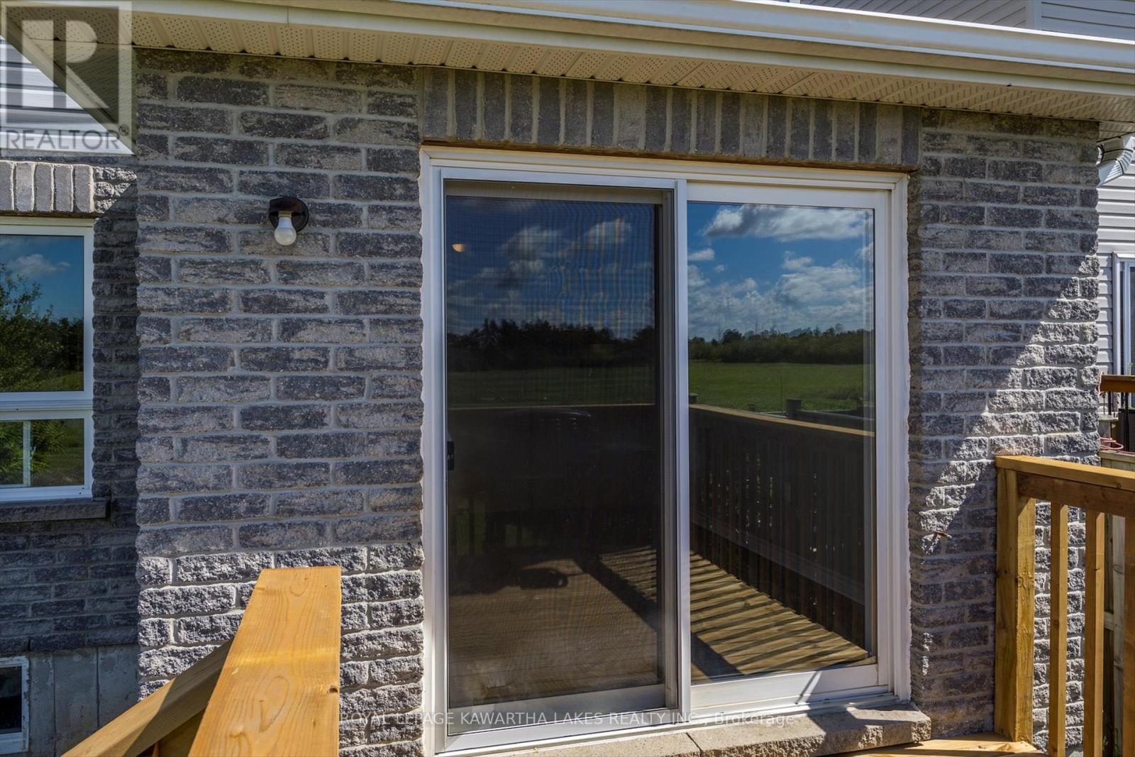 55 Truax Street, Kawartha Lakes (Lindsay), Ontario  K9V 0E3 - Photo 36 - X12189900
