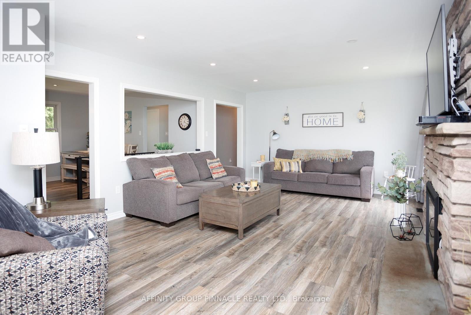 1469 Elm Tree Road, Kawartha Lakes (Ops), Ontario  K9V 4R2 - Photo 13 - X12190161