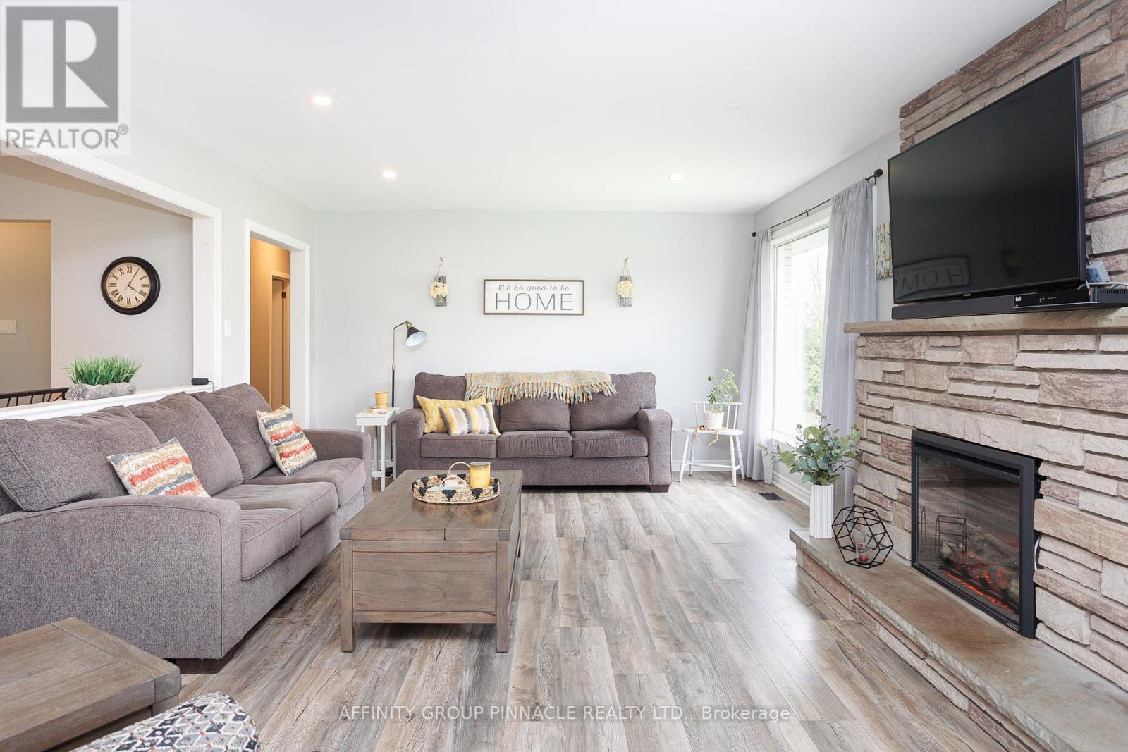 1469 Elm Tree Road, Kawartha Lakes (Ops), Ontario  K9V 4R2 - Photo 15 - X12190161