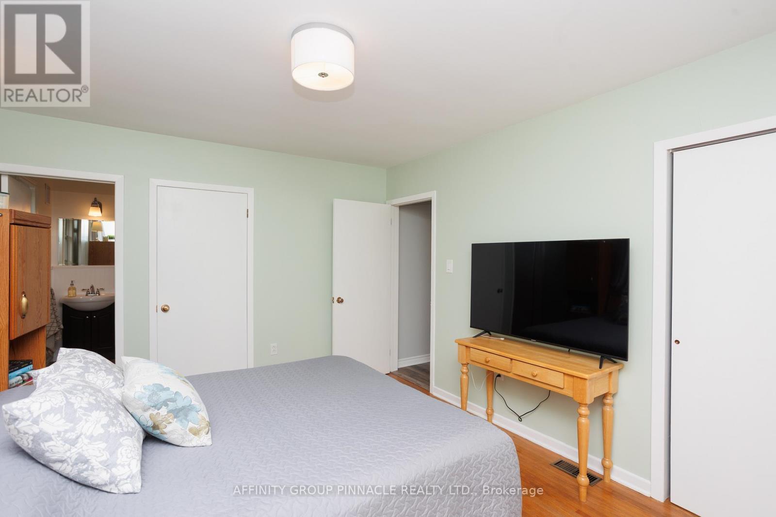 1469 Elm Tree Road, Kawartha Lakes (Ops), Ontario  K9V 4R2 - Photo 23 - X12190161