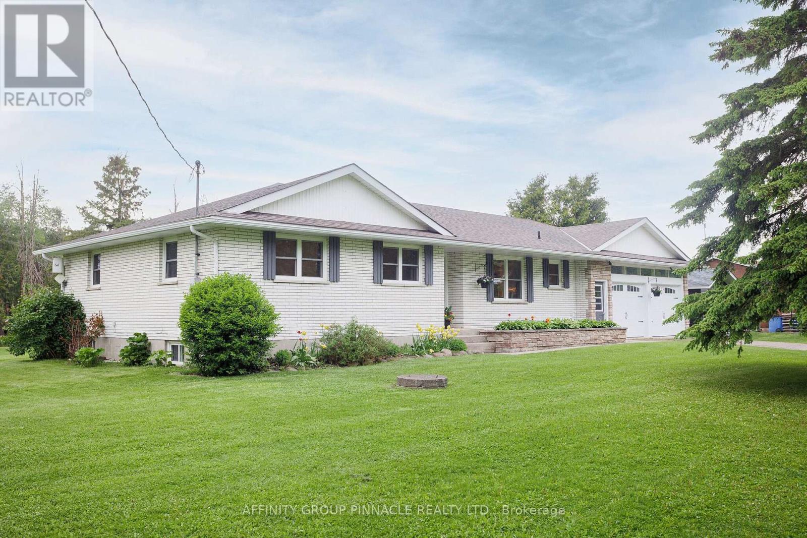 1469 Elm Tree Road, Kawartha Lakes (Ops), Ontario  K9V 4R2 - Photo 4 - X12190161