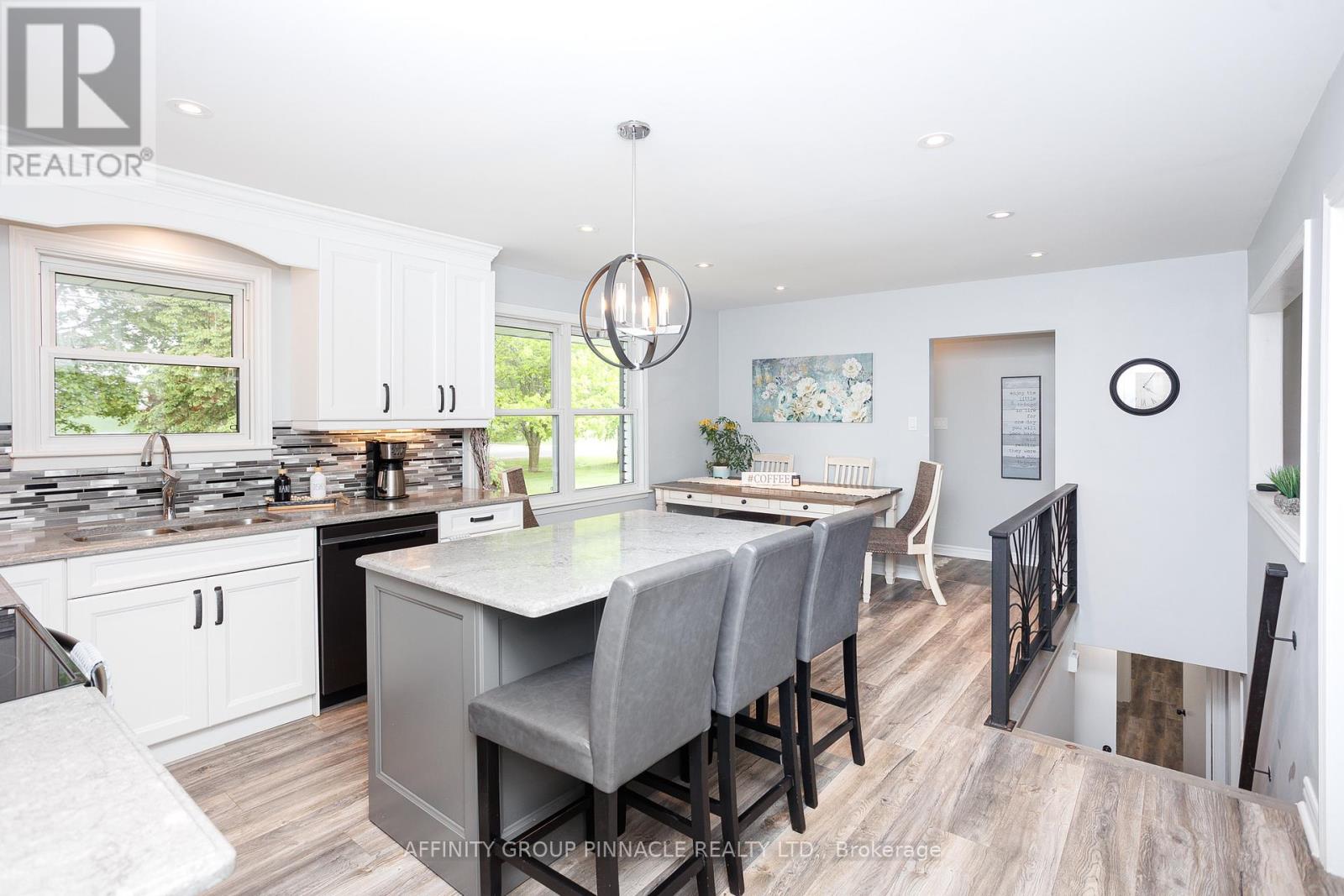 1469 Elm Tree Road, Kawartha Lakes (Ops), Ontario  K9V 4R2 - Photo 9 - X12190161