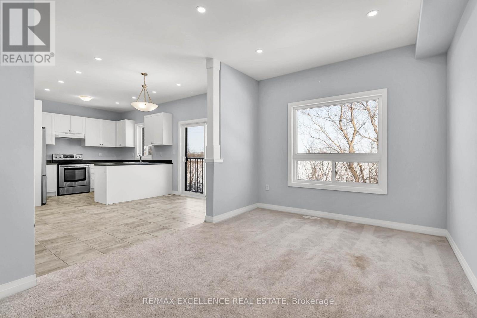 6 Burrows Court, Kawartha Lakes (Ops), Ontario  K9V 0P6 - Photo 15 - X12190875