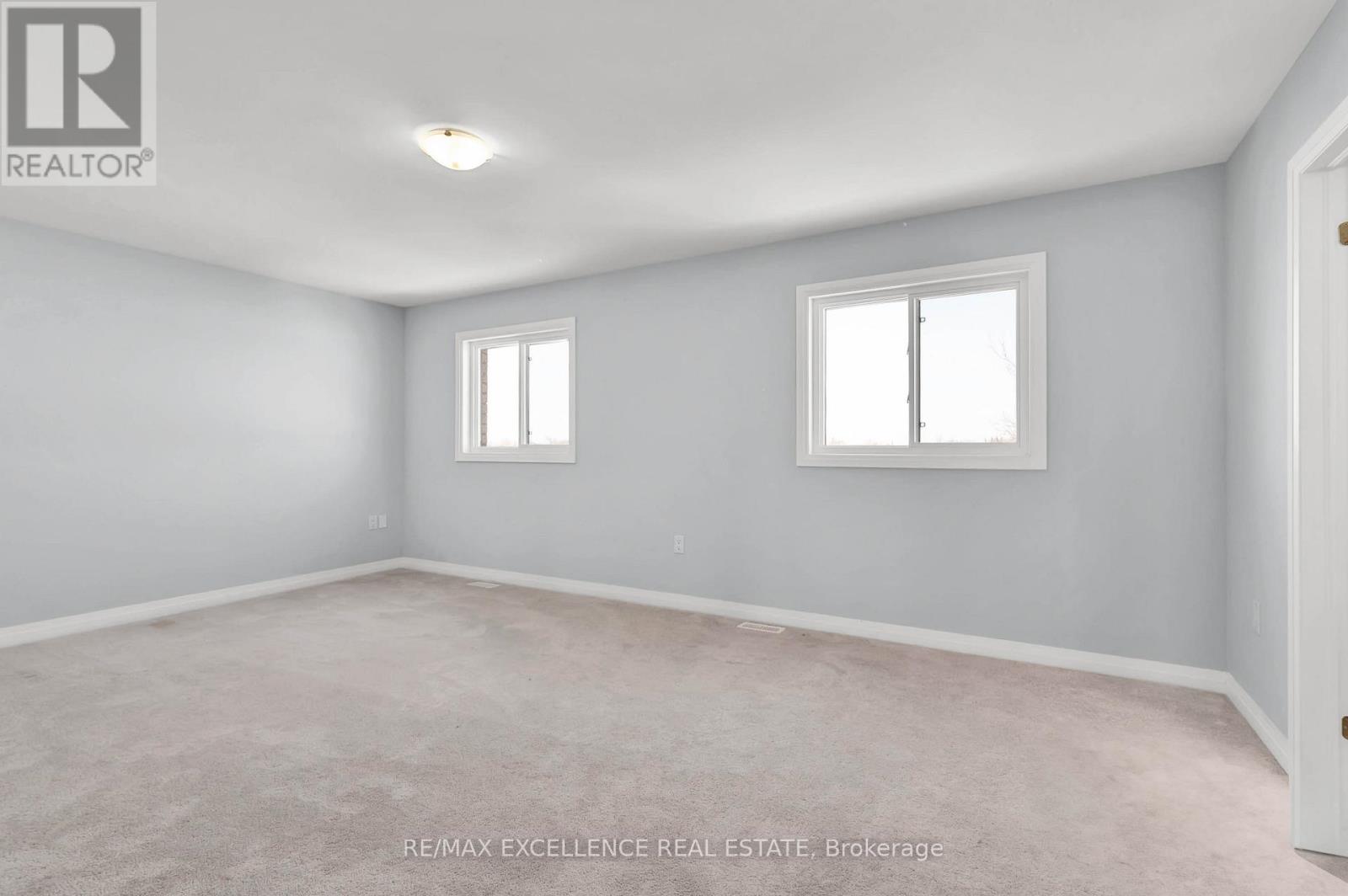 6 Burrows Court, Kawartha Lakes (Ops), Ontario  K9V 0P6 - Photo 19 - X12190875