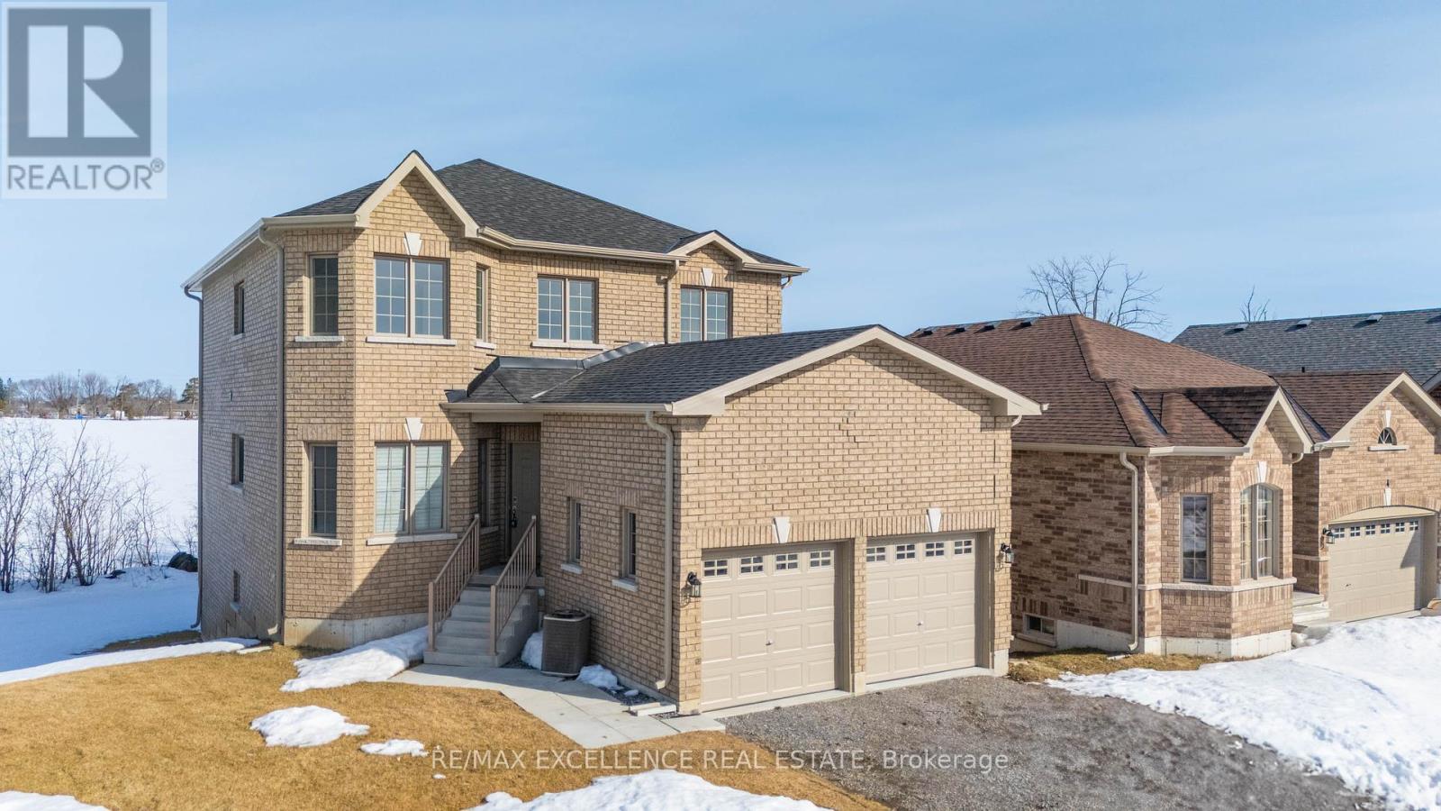 6 Burrows Court, Kawartha Lakes (Ops), Ontario  K9V 0P6 - Photo 2 - X12190875