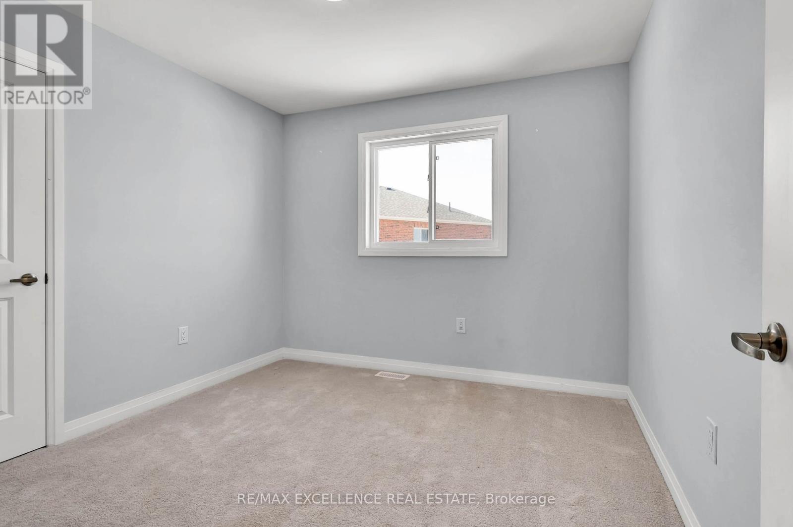 6 Burrows Court, Kawartha Lakes (Ops), Ontario  K9V 0P6 - Photo 25 - X12190875