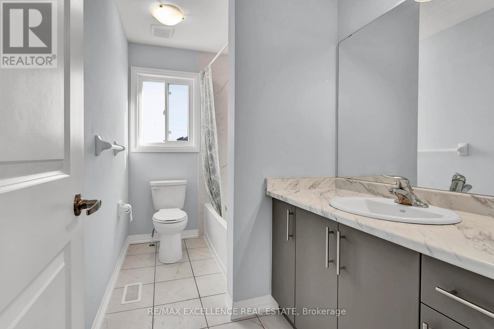 6 Burrows Court, Kawartha Lakes (Ops), Ontario  K9V 0P6 - Photo 27 - X12190875