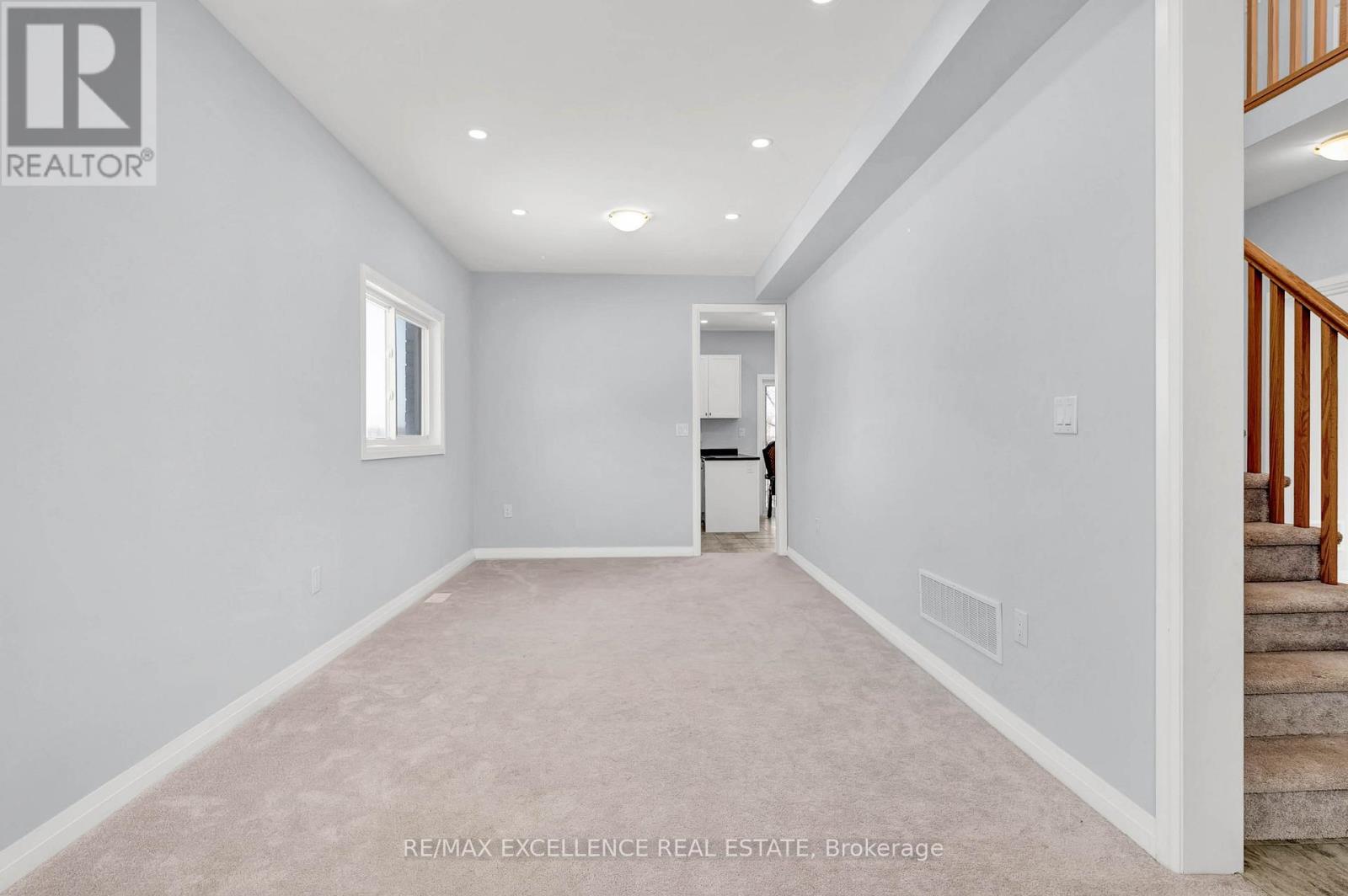 6 Burrows Court, Kawartha Lakes (Ops), Ontario  K9V 0P6 - Photo 7 - X12190875