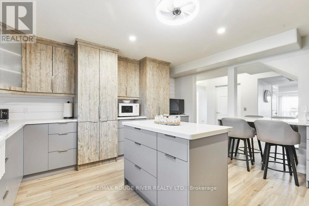 81 Laird Drive, Kawartha Lakes (Fenelon), Ontario  K9V 4R6 - Photo 13 - X12191079