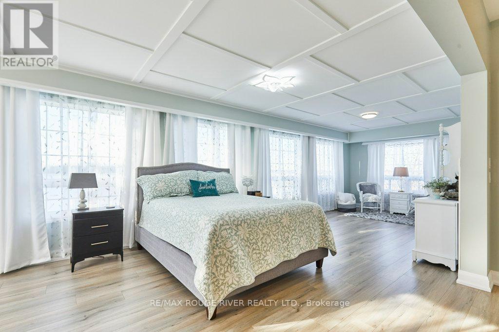 81 Laird Drive, Kawartha Lakes (Fenelon), Ontario  K9V 4R6 - Photo 28 - X12191079