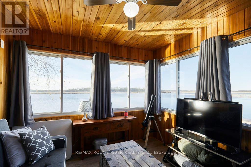 81 Laird Drive, Kawartha Lakes (Fenelon), Ontario  K9V 4R6 - Photo 47 - X12191079