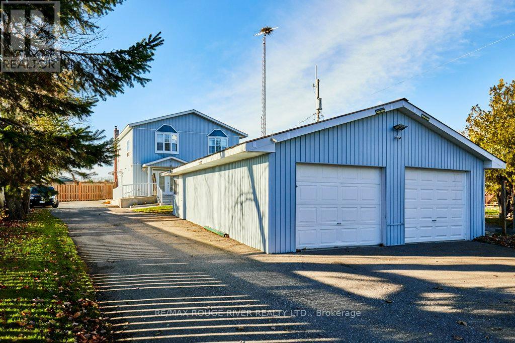 81 Laird Drive, Kawartha Lakes (Fenelon), Ontario  K9V 4R6 - Photo 49 - X12191079
