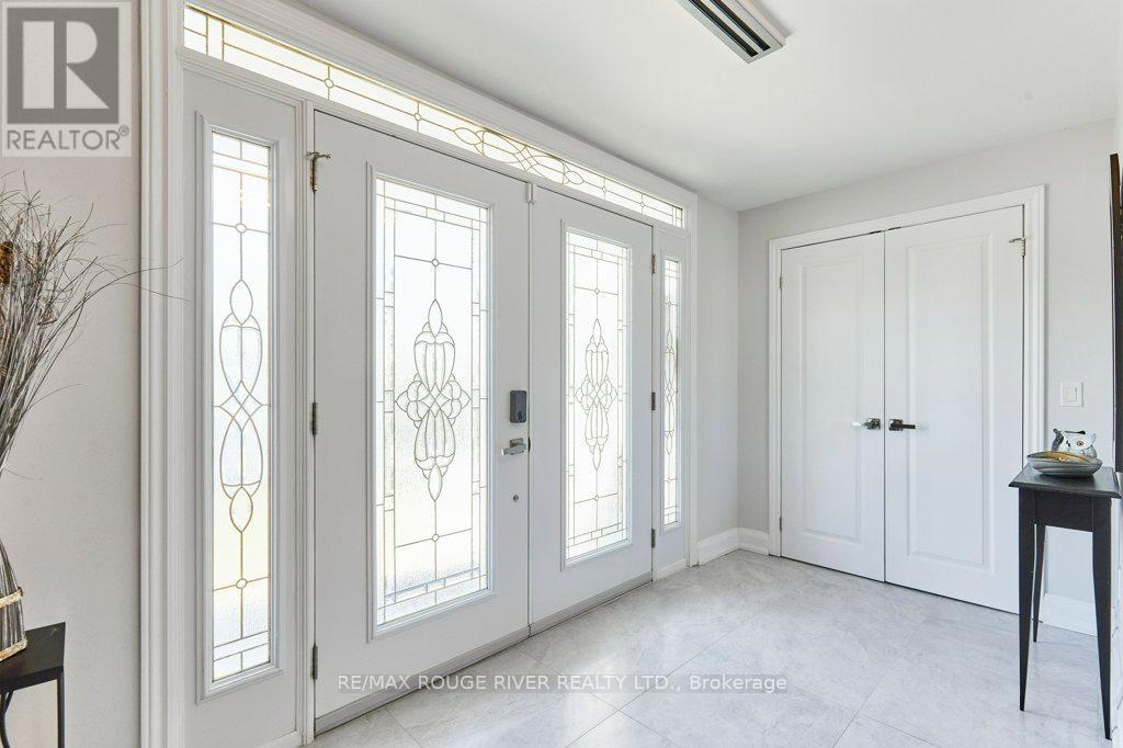 81 Laird Drive, Kawartha Lakes (Fenelon), Ontario  K9V 4R6 - Photo 5 - X12191079