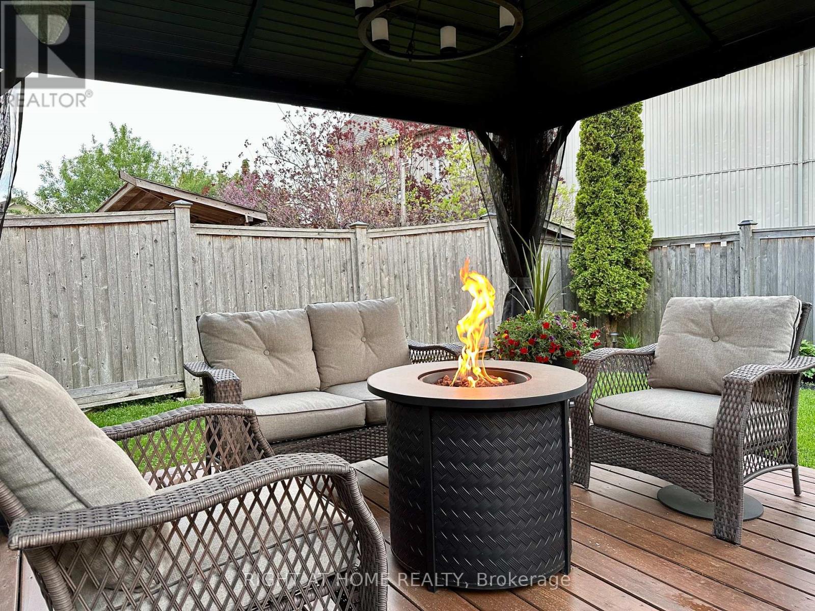 167 Brookhouse Drive, Clarington (Newcastle), Ontario  L1B 1N9 - Photo 33 - E12191173