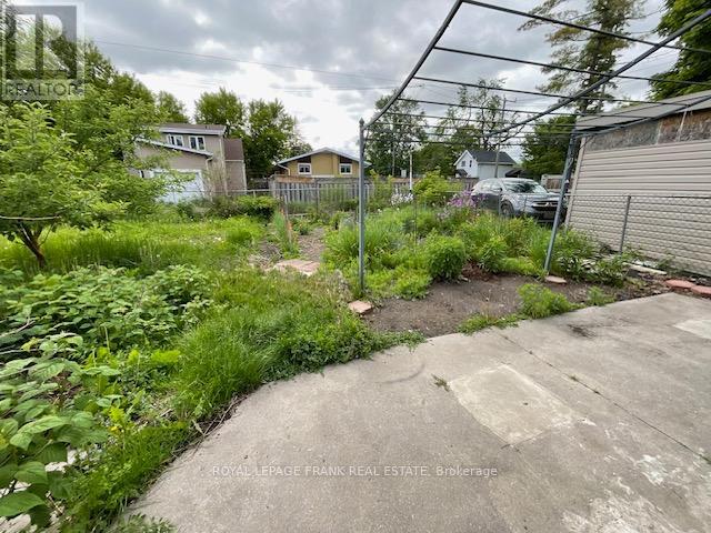935 Ford Street, Peterborough Central (South), Ontario  K9J 5V2 - Photo 20 - X12191263