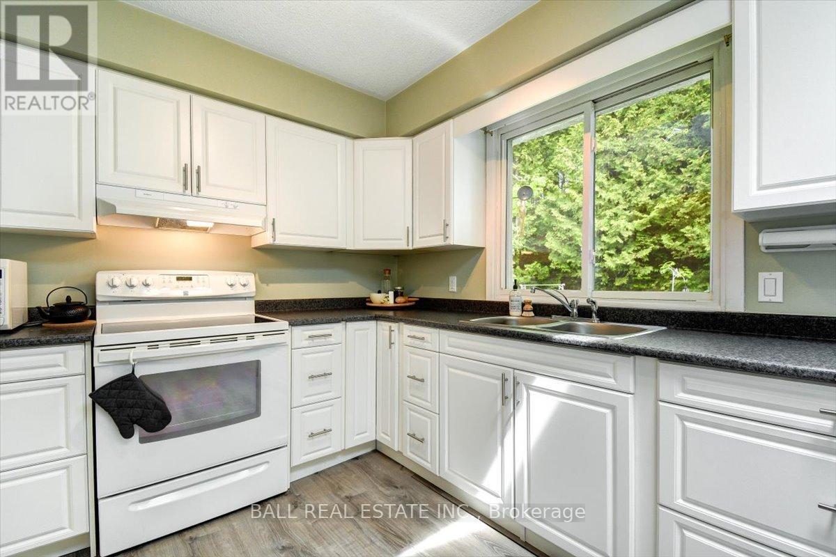 29 Forest Hill Road, Bancroft (Bancroft Ward), Ontario  K0L 1C0 - Photo 10 - X12191673