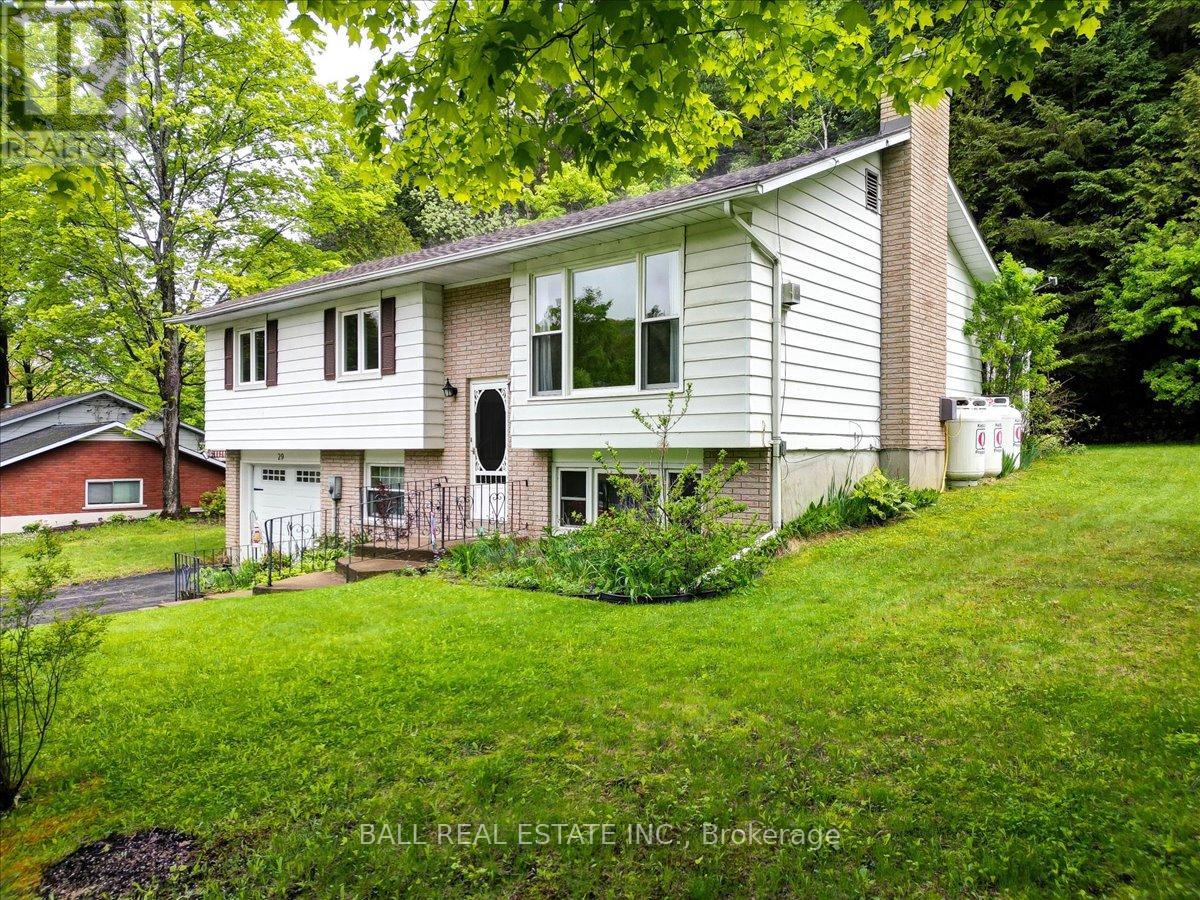 29 Forest Hill Road, Bancroft (Bancroft Ward), Ontario  K0L 1C0 - Photo 4 - X12191673