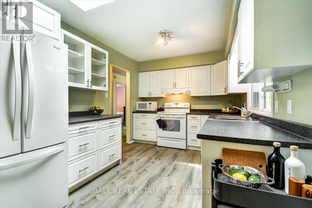 29 Forest Hill Road, Bancroft (Bancroft Ward), Ontario  K0L 1C0 - Photo 7 - X12191673