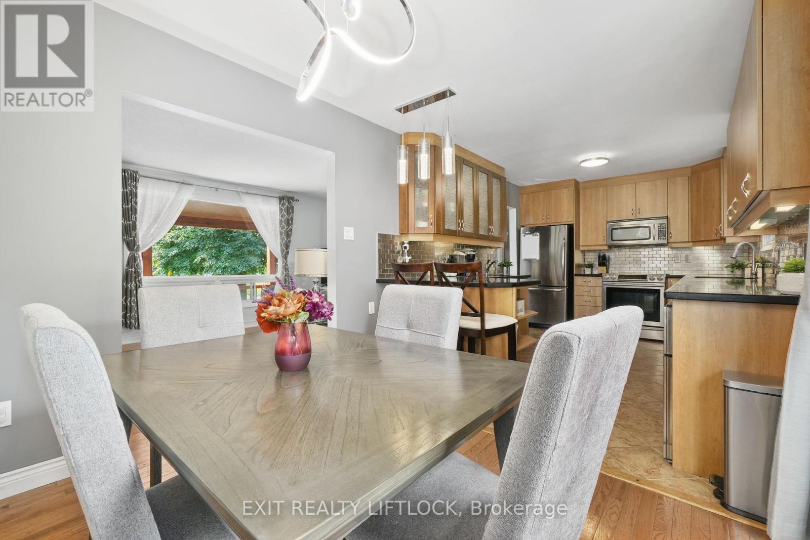 2031 Moncrief Road, Peterborough West (Central), Ontario  K9K 1B2 - Photo 14 - X12191713