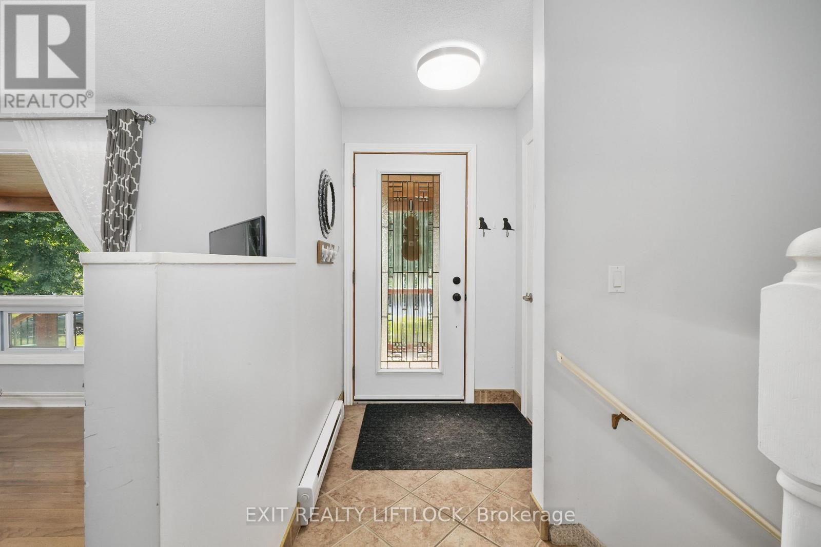 2031 Moncrief Road, Peterborough West (Central), Ontario  K9K 1B2 - Photo 4 - X12191713