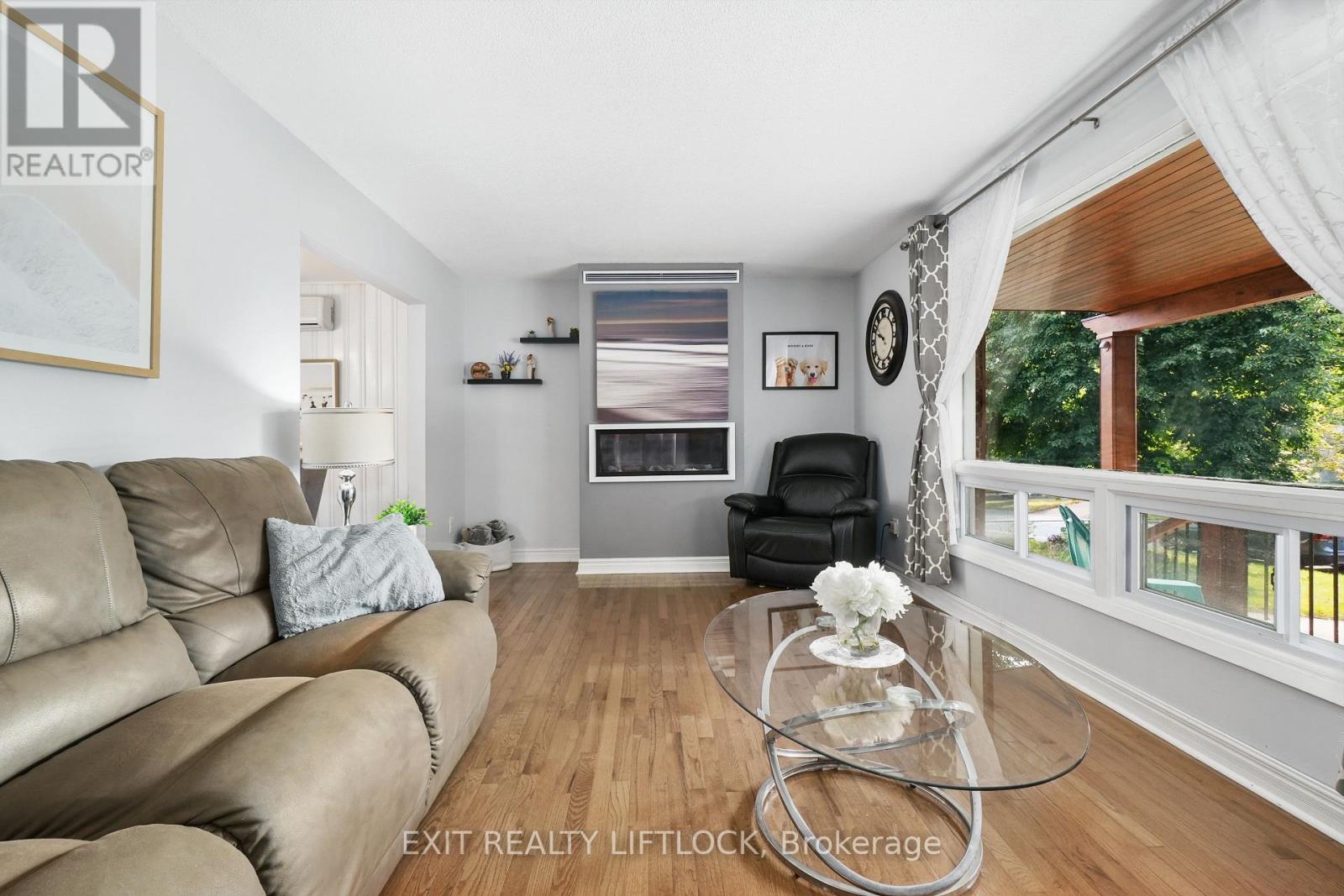 2031 Moncrief Road, Peterborough West (Central), Ontario  K9K 1B2 - Photo 6 - X12191713