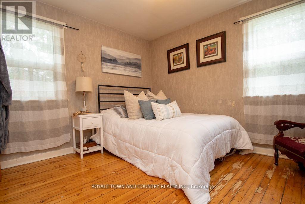 32 Adelaide Street S, Kawartha Lakes (Lindsay), Ontario  K9V 3J7 - Photo 11 - X12191882