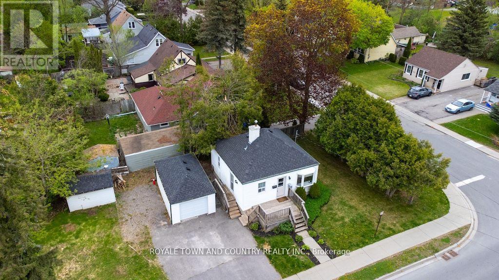 32 Adelaide Street S, Kawartha Lakes (Lindsay), Ontario  K9V 3J7 - Photo 24 - X12191882